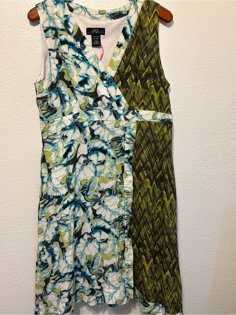 Midnight Velvet Floral Print Sleeveless Midi Dress in Teal, Olive & White